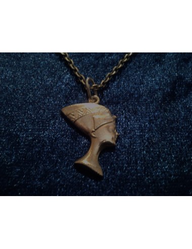 Pendentif grande tête de Néfertiti en or